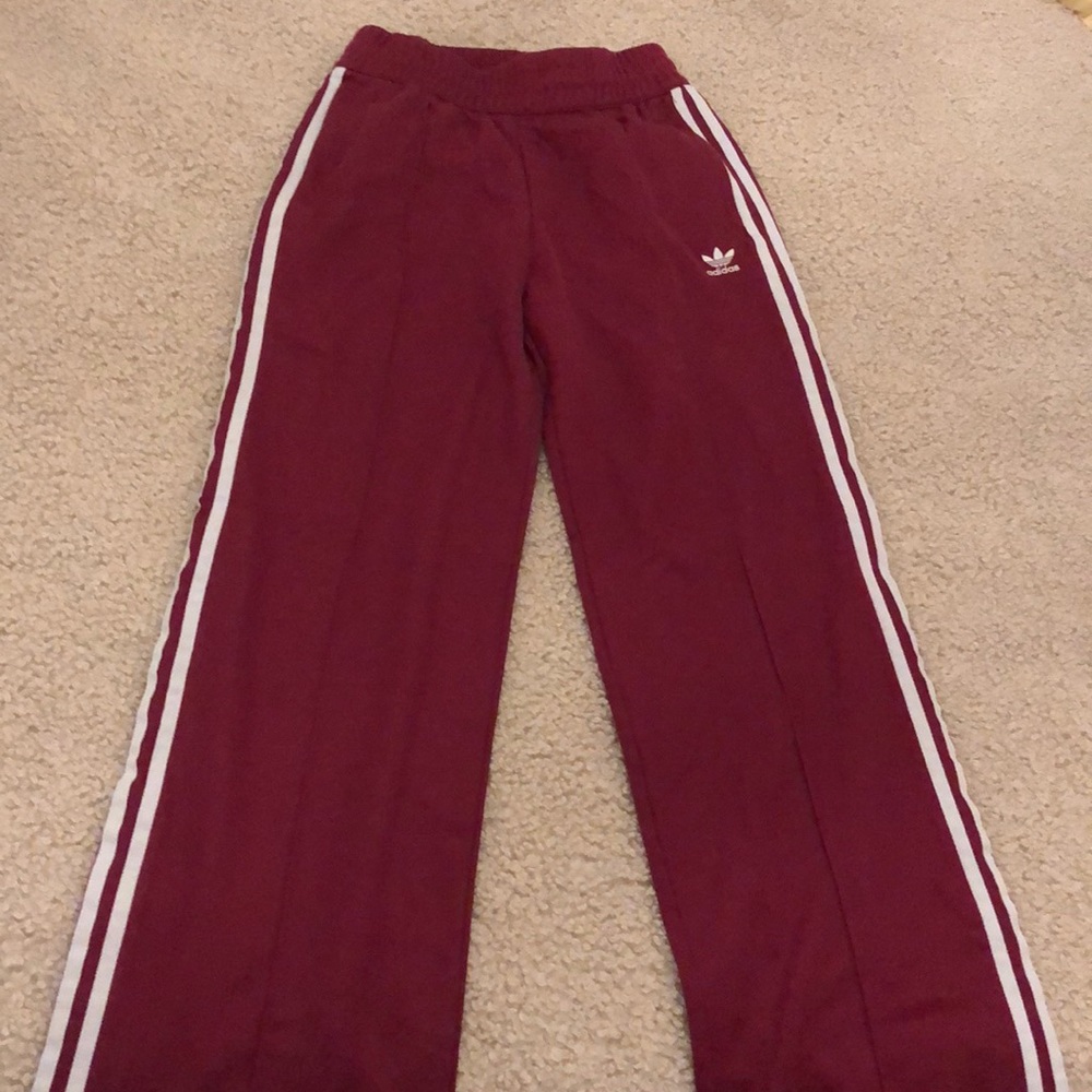 Adidas maroon sweatpants
